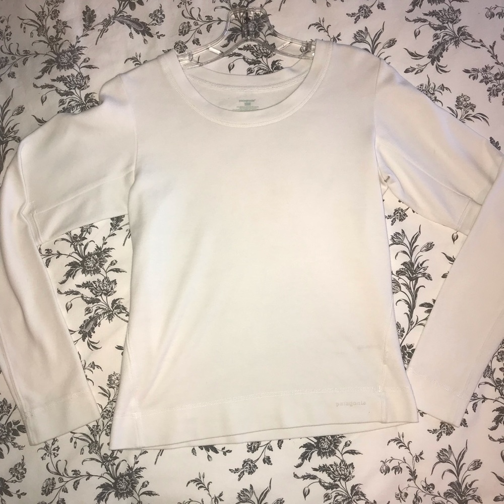 Patagonia long sleeved shirt